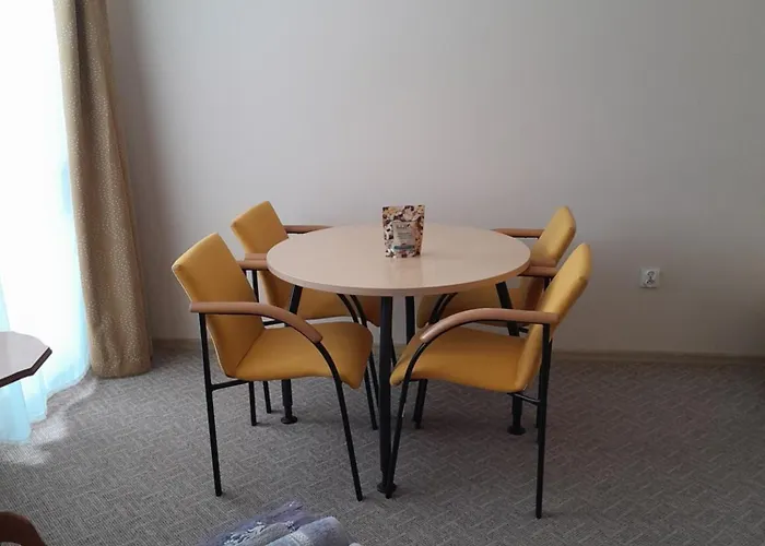 Chic Leszno (Masovia)